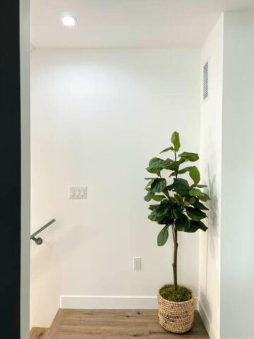 4Br Townhouse In Koreatown Los Angeles Exterior photo
